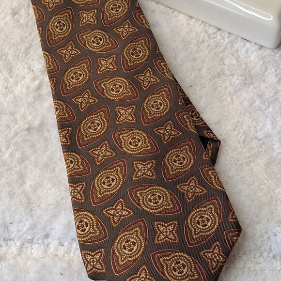 Liberty of London Imported Fabric from London Men's Classic Necktie Silk - Picture 8 of 11